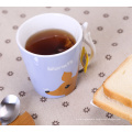 FDA,LFGB,SG Certification,popular customized colored ceramic mug with spoon